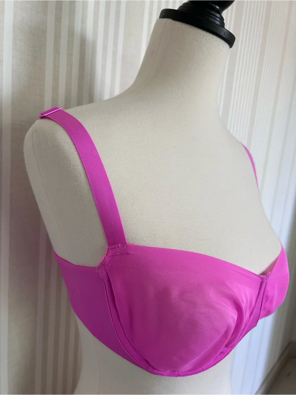 Skims Unlined Balconette Bra 34D NEW Pink $68 Retail